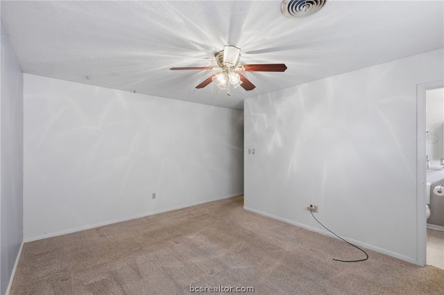 3807 Kelli Lane, Bryan, TX 77802