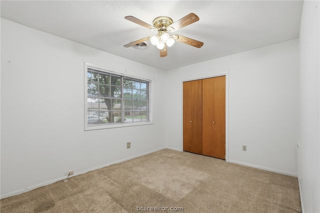 3807 Kelli Lane, Bryan, TX 77802