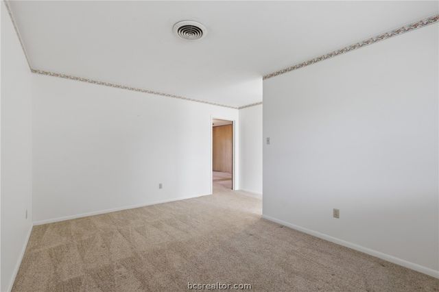 3807 Kelli Lane, Bryan, TX 77802