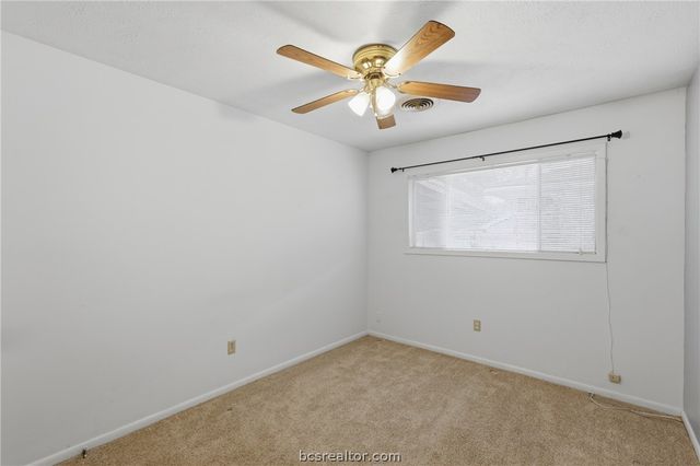 3807 Kelli Lane, Bryan, TX 77802