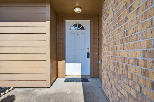 17726 Wild Willow Lane, Houston, TX 77084