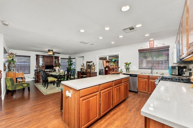 4253 Narraganset Way, Mather, CA 95655