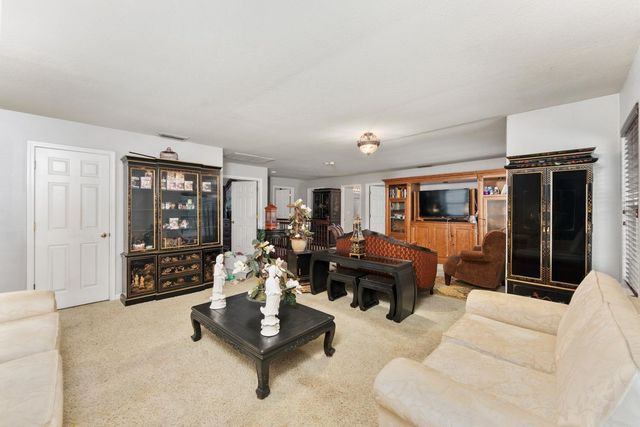 4253 Narraganset Way, Mather, CA 95655
