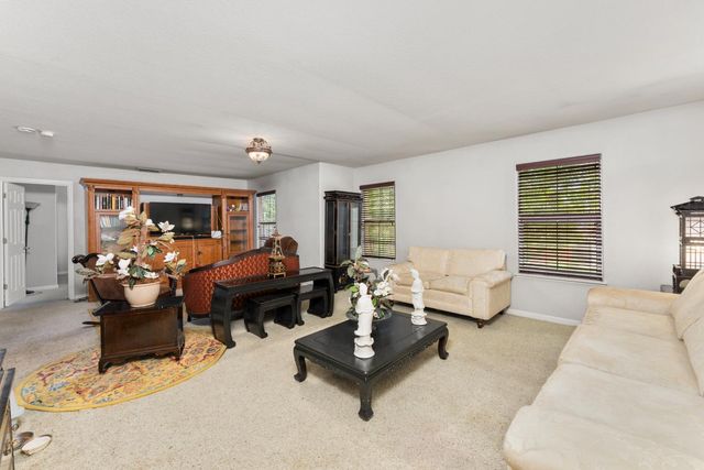 4253 Narraganset Way, Mather, CA 95655