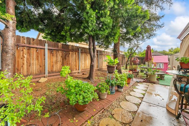 4253 Narraganset Way, Mather, CA 95655