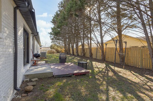 1220 Ariell Lea, Sevierville, TN 37862