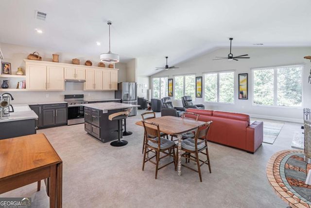 2003 Highway 323, Gillsville, GA 30543