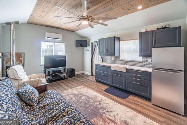 2003 Highway 323, Gillsville, GA 30543