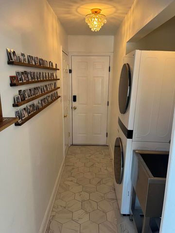 6 Leone Lane, Hanahan, SC 29410