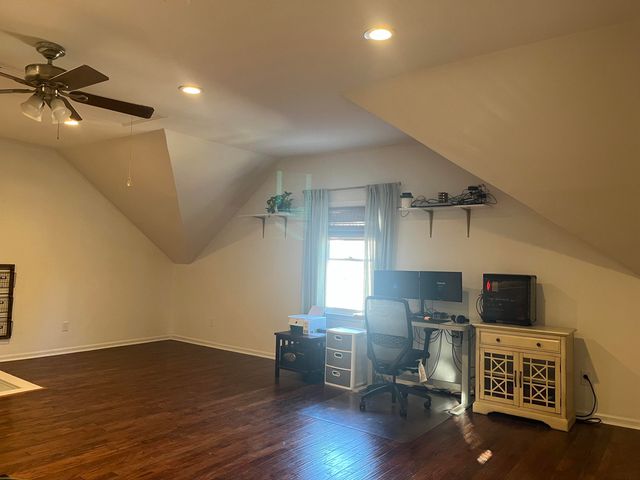 6 Leone Lane, Hanahan, SC 29410