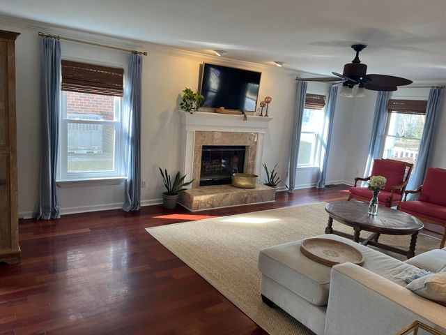 6 Leone Lane, Hanahan, SC 29410