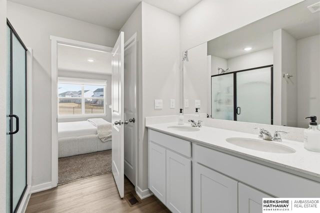 11617 S 191 Avenue, Gretna, NE 68028