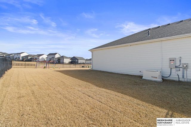 11617 S 191 Avenue, Gretna, NE 68028