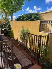 25712 Le Parc 19, Lake Forest, CA 92630