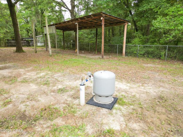4934 Bluegill Way, Vernon, FL 32462