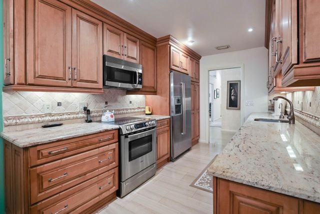 6733 Palermo Way, Lake Worth, FL 33467