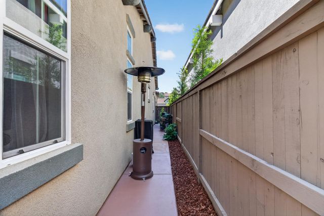 5041 Wagner Oak Way, El Dorado Hills, CA 95762