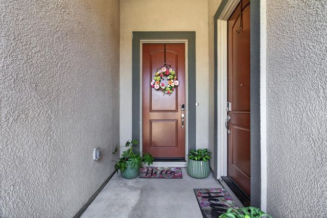 5041 Wagner Oak Way, El Dorado Hills, CA 95762