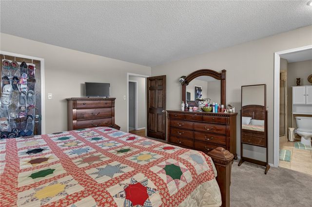 10008 Essex Place, Fort Smith, AR 72908