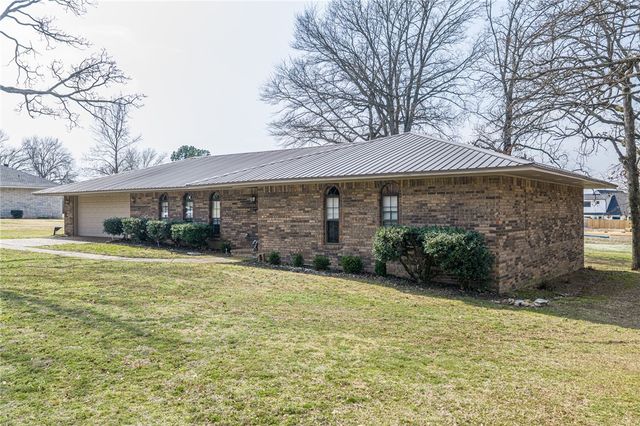 10008 Essex Place, Fort Smith, AR 72908