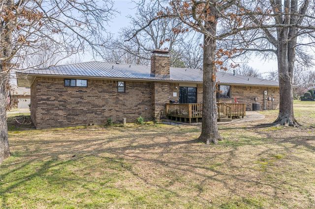 10008 Essex Place, Fort Smith, AR 72908