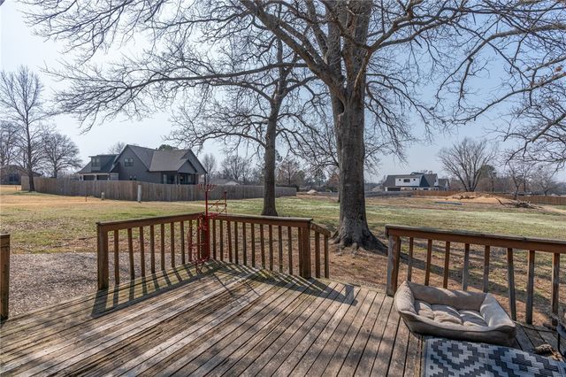 10008 Essex Place, Fort Smith, AR 72908