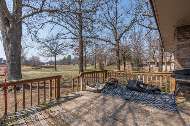 10008 Essex Place, Fort Smith, AR 72908