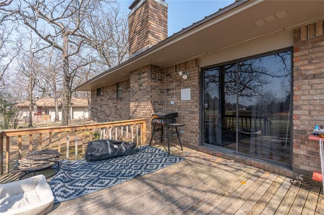 10008 Essex Place, Fort Smith, AR 72908