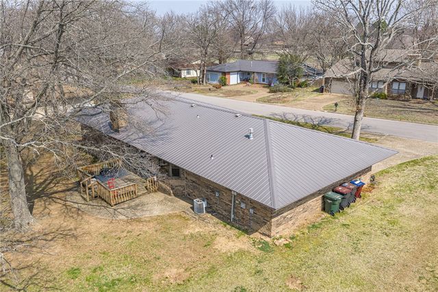 10008 Essex Place, Fort Smith, AR 72908