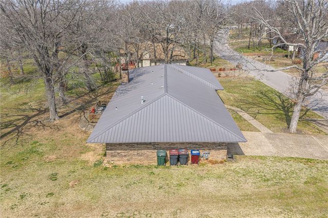 10008 Essex Place, Fort Smith, AR 72908