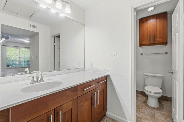 7685 Northcross DR 1121, Austin, TX 78757