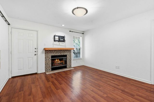 7685 Northcross DR 1121, Austin, TX 78757