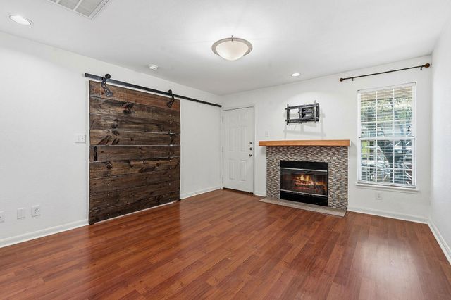 7685 Northcross DR 1121, Austin, TX 78757