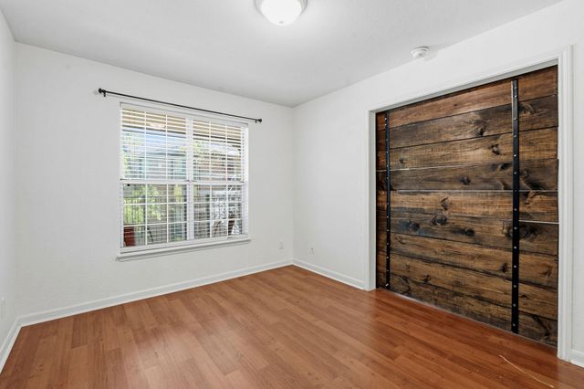7685 Northcross DR 1121, Austin, TX 78757