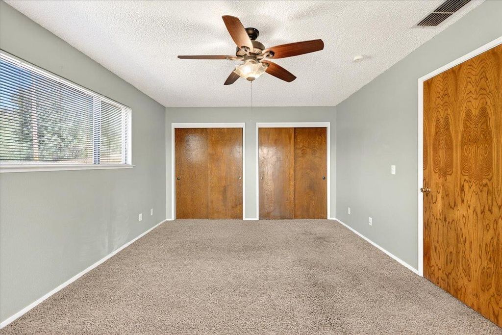 Image 12 of property listing at 28340 Tollhouse Road, Tollhouse, CA 93667