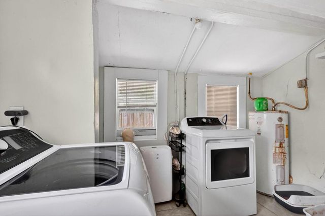 618 S Pine Street, Lake Worth Beach, FL 33460