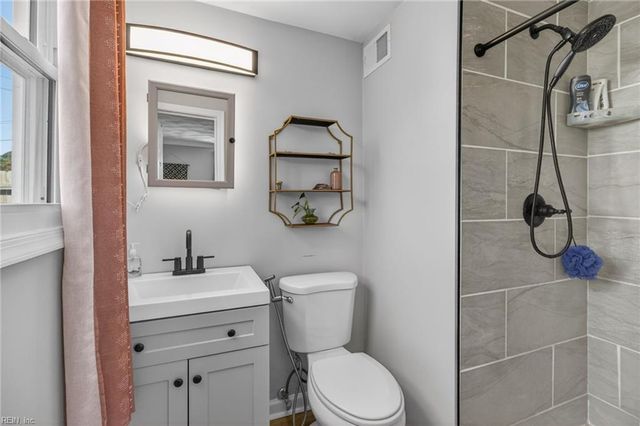 5741 S Ottawa RD, Virginia Beach, VA 23462