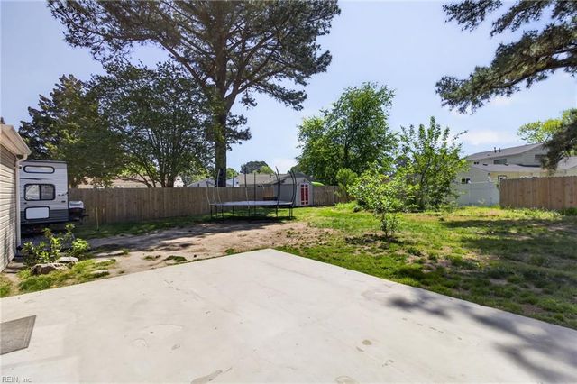 5741 S Ottawa RD, Virginia Beach, VA 23462