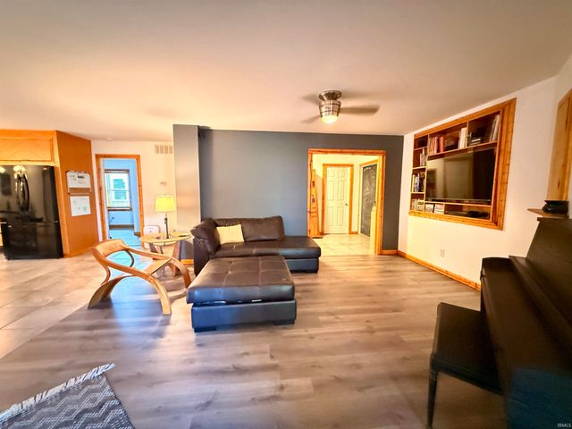 716 Gough Avenue, Boonville, IN 47601