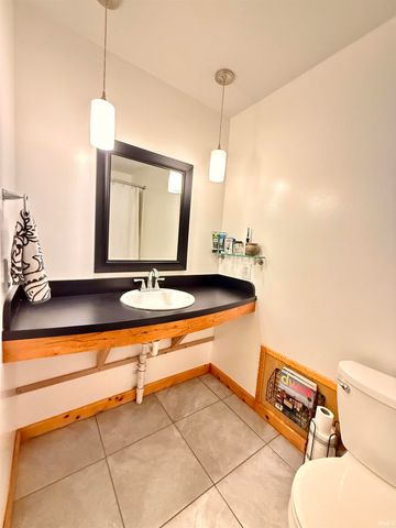 716 Gough Avenue, Boonville, IN 47601