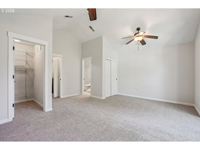 2032 Ne 49TH Way, Hillsboro, OR 97124
