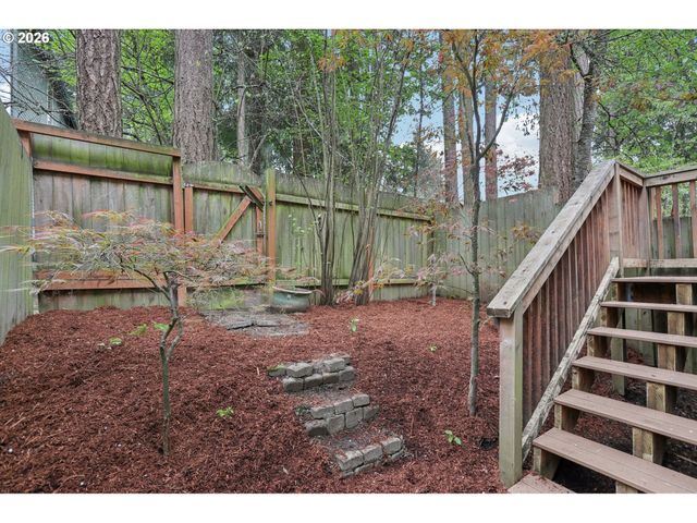 2032 Ne 49TH Way, Hillsboro, OR 97124