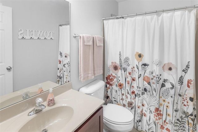 3944 Appaloosa Drive, Swansea, IL 62226