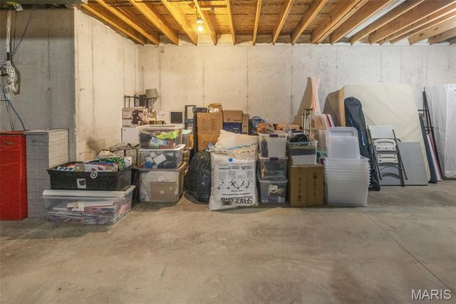 3944 Appaloosa Drive, Swansea, IL 62226