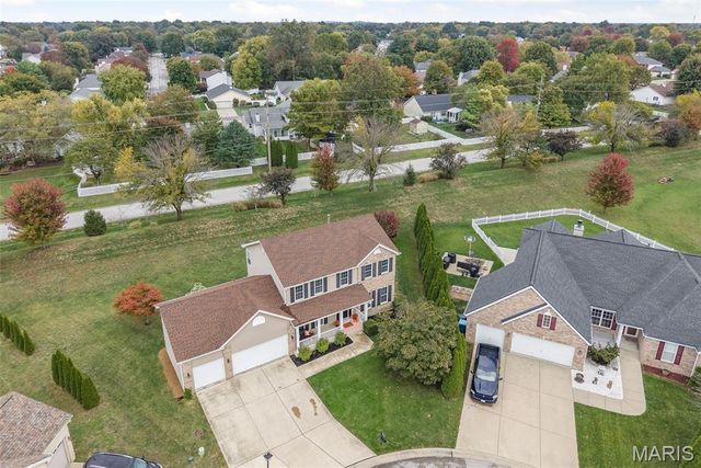 3944 Appaloosa Drive, Swansea, IL 62226