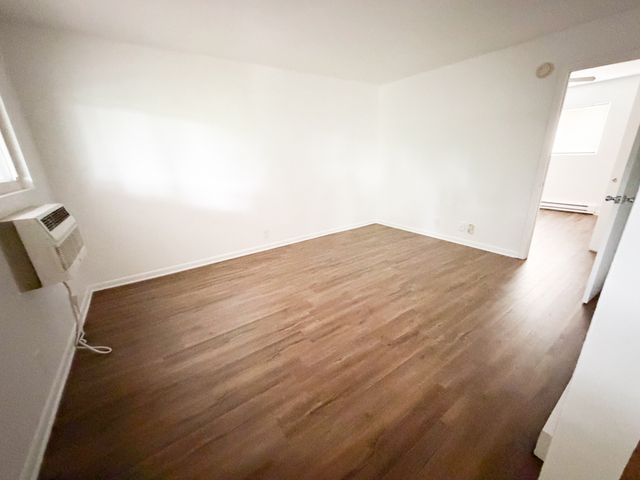 2014 Linden Ave Apt 12, Nashville, TN 37212