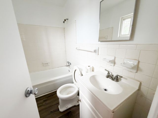 2014 Linden Ave Apt 12, Nashville, TN 37212