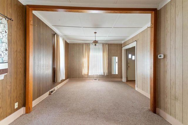 1301 N 11th St, Superior, WI 54880