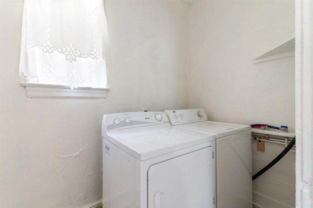 1301 N 11th St, Superior, WI 54880