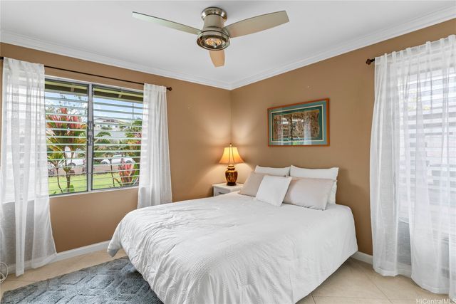 94-367 Hokuahiahi Street, Mililani, HI 96789